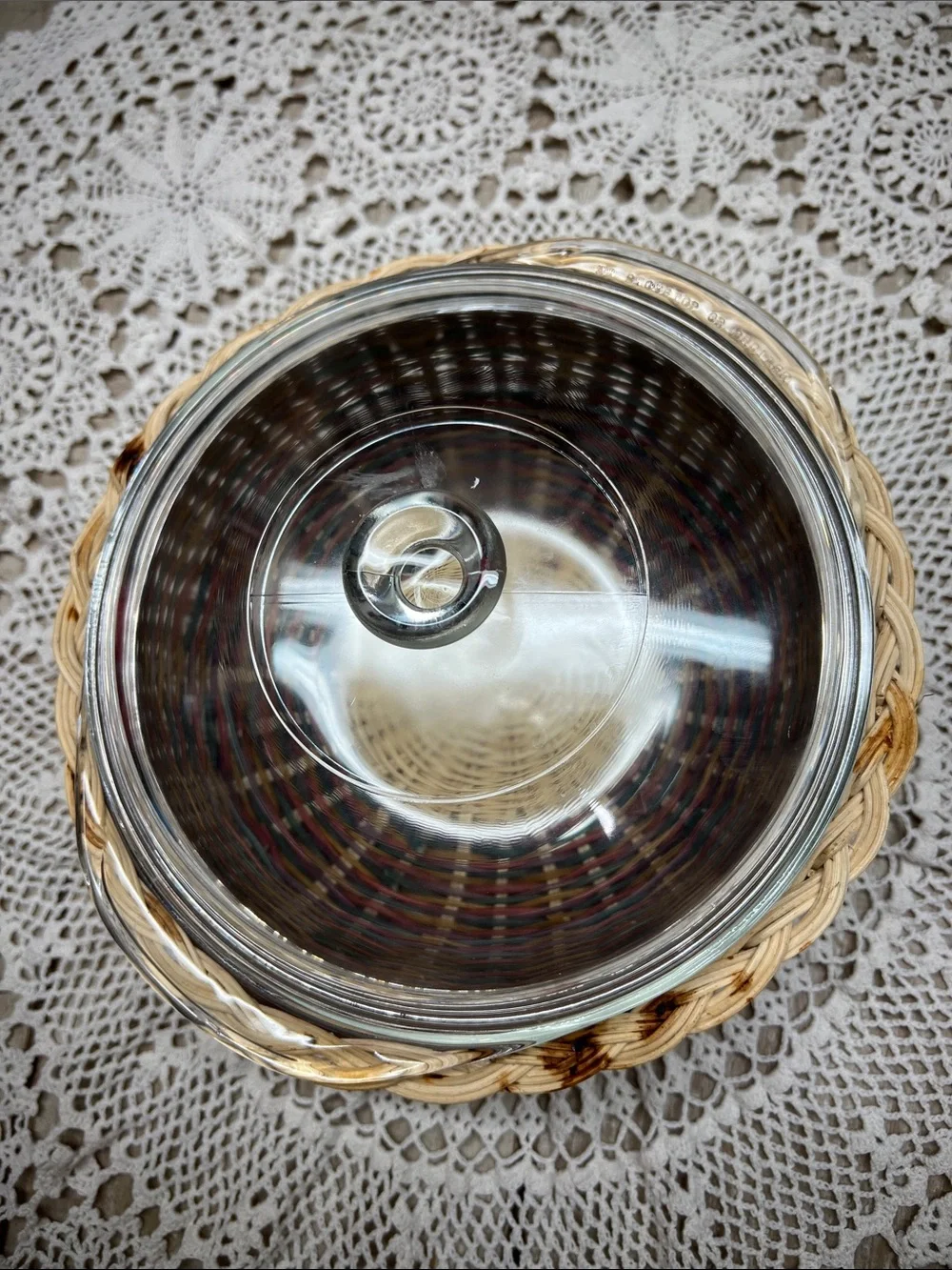 VINTAGE PYREX casserole dish with basket